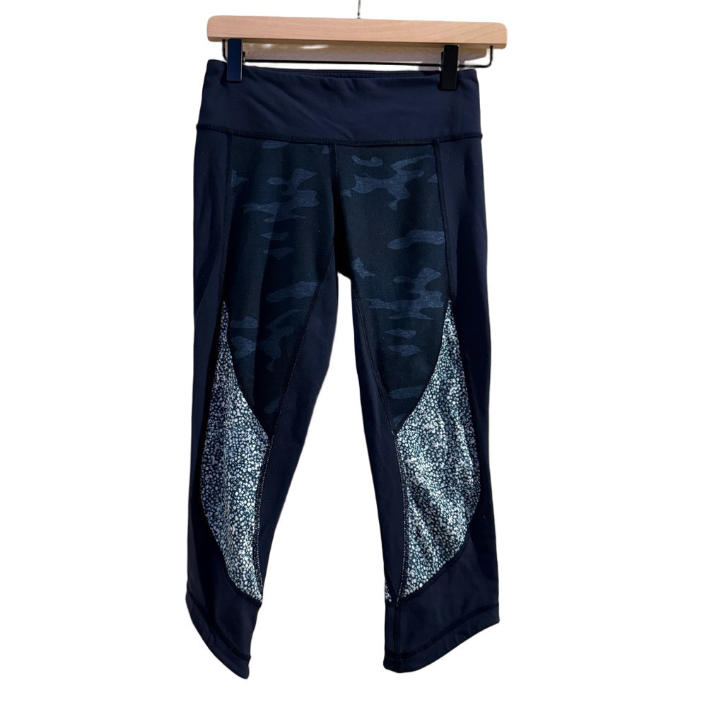 Lululemon Wunder Under Crop leggings- Blue Camo Pebble Inkwell